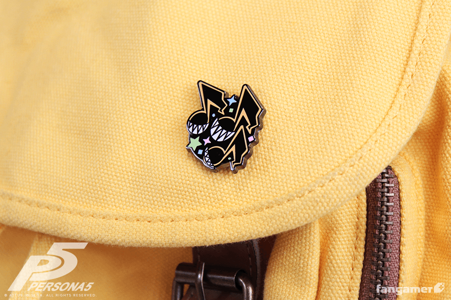 https://www.fangamer.com/cdn/shop/products/product_P5_pointup_lapel_photo.png?crop=center&height=600&v=1570187864&width=900