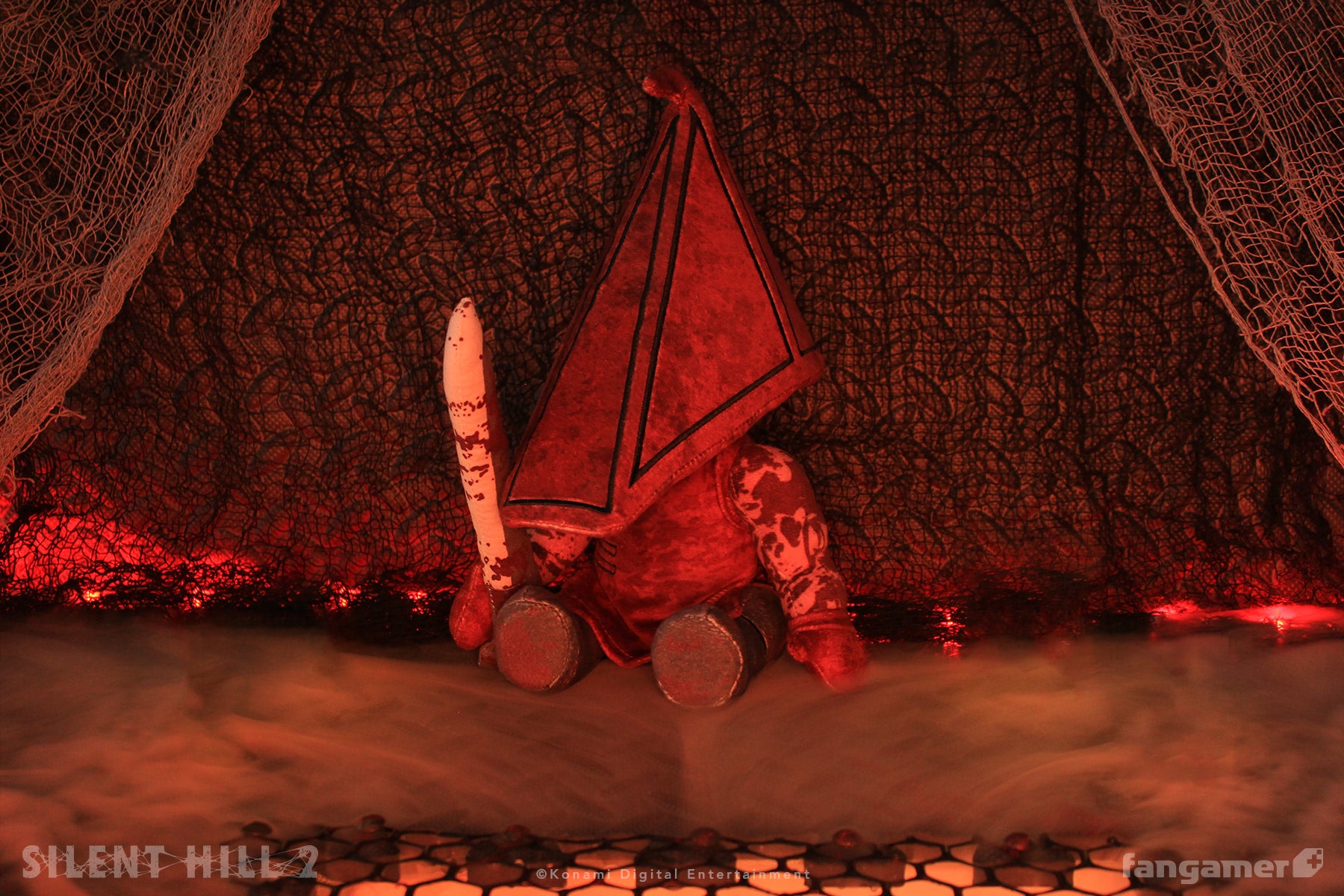 Pyramid Head / Red Pyramid Thing / Silent Hill 